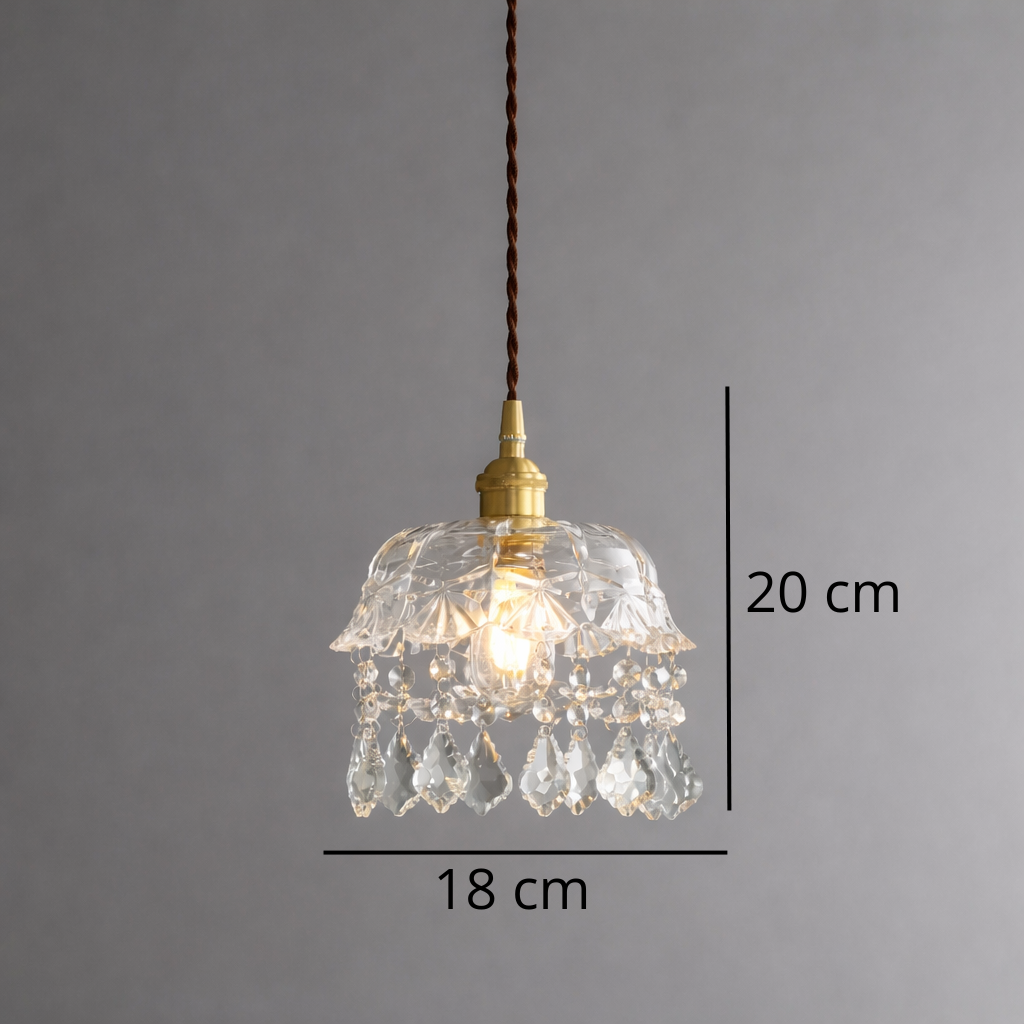 Kleine Pendelleuchte im französischen Stil für den Flur