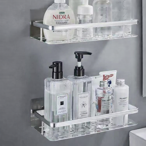 Platzsparendes Badezimmerregal