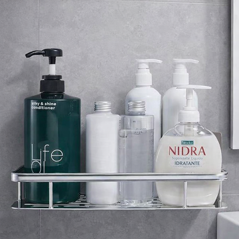 Platzsparendes Badezimmerregal